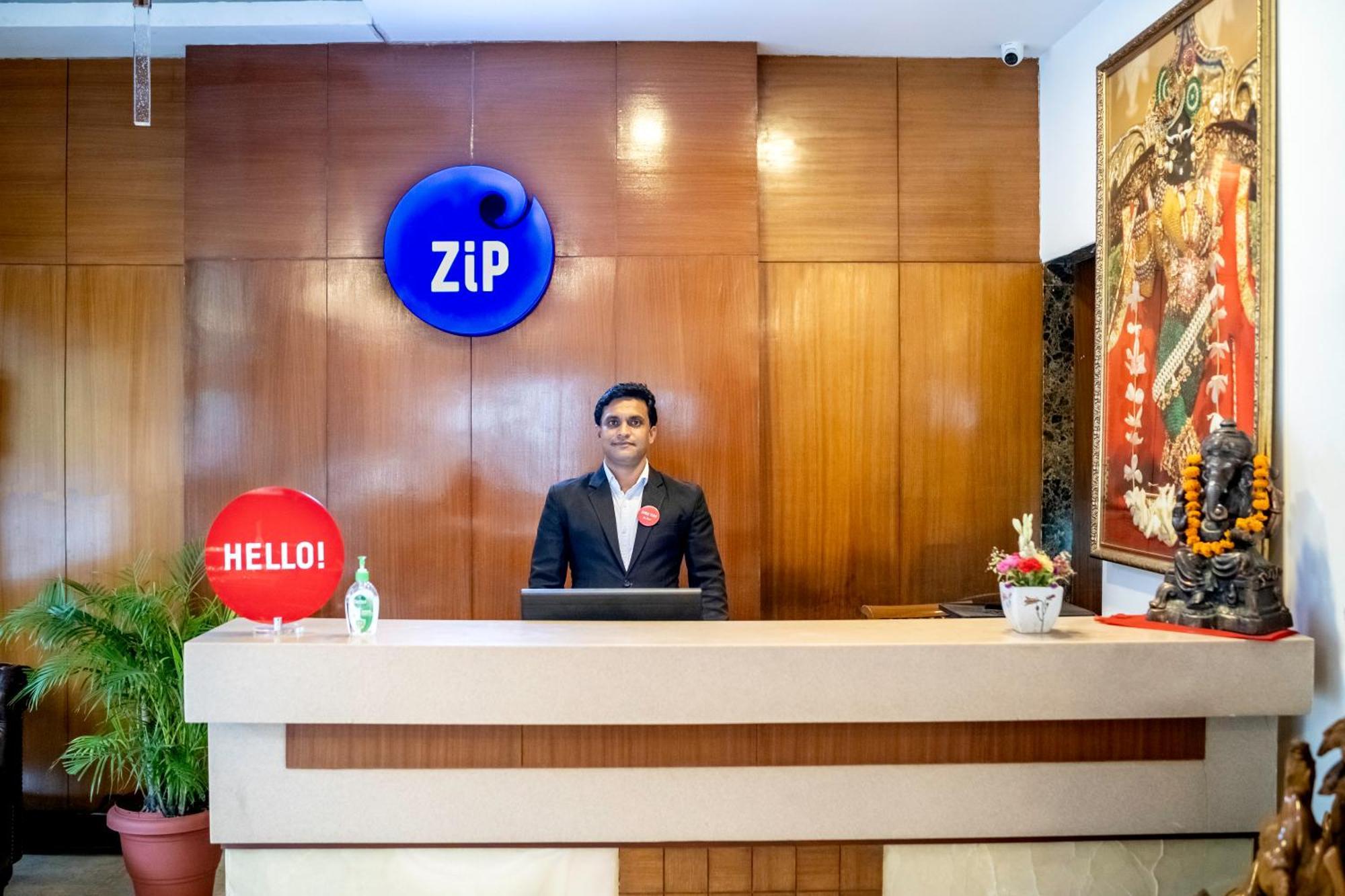 Zip By Spree Hotels Delhi Greater Kailash Nova Deli Exterior foto